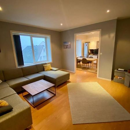 Nice And Central Apartment In Quiet Area Ålesund Eksteriør billede